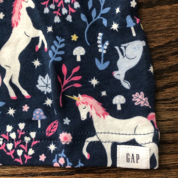GAP Baby Girl Unicorn 🦄 Pajama Set - Picture 8 of 12